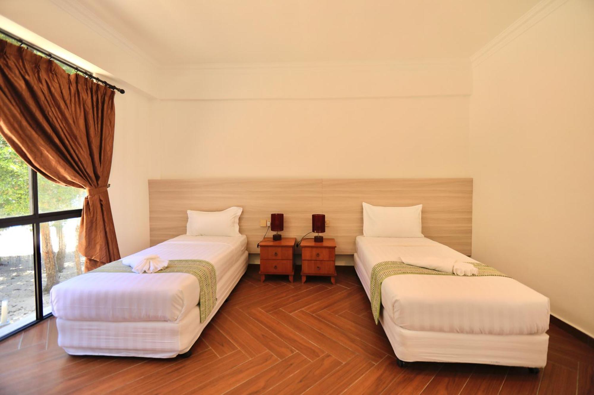 Dolphin Bay Island Resort Kota Belud Eksteriør bilde