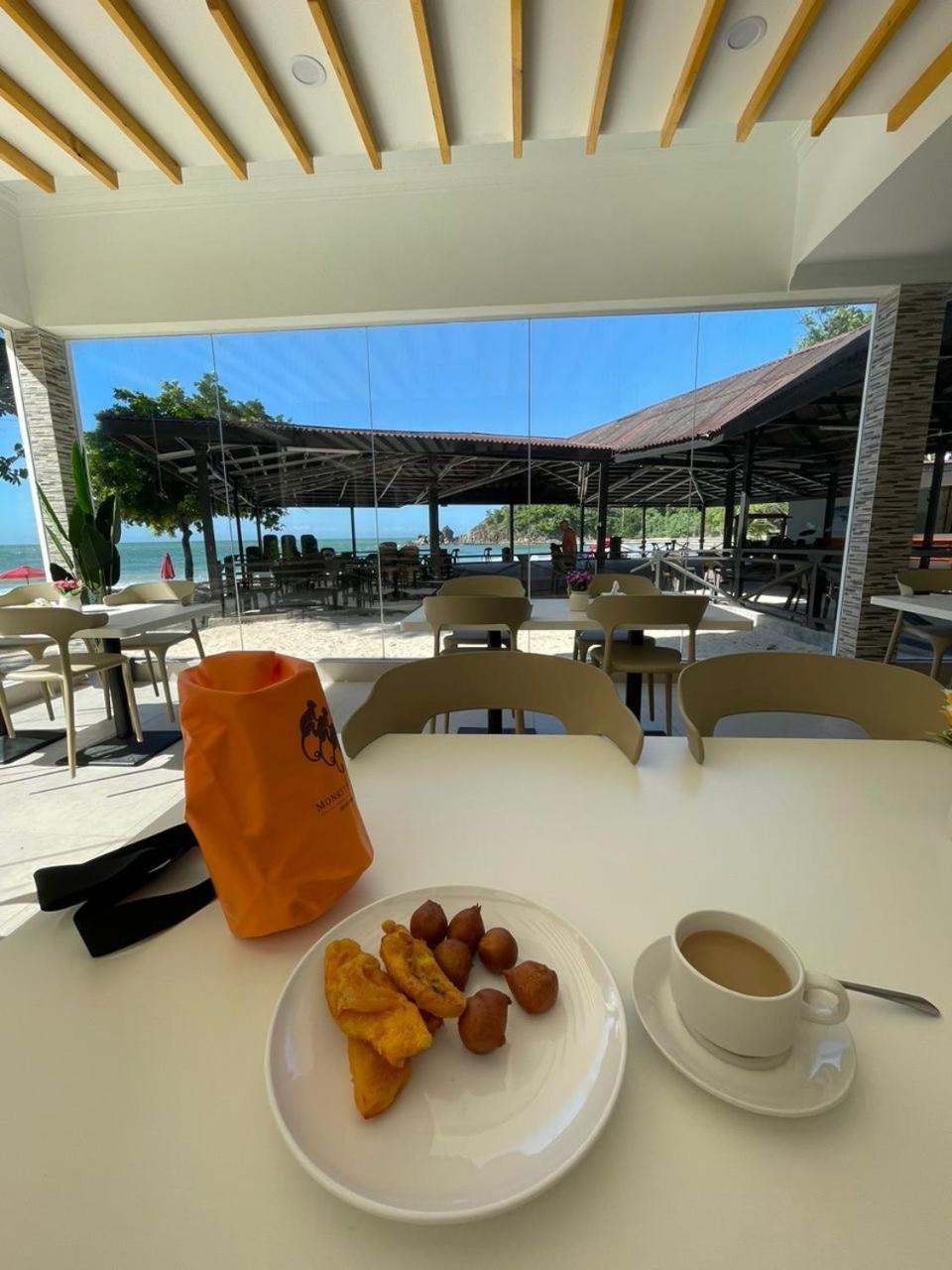 Dolphin Bay Island Resort Kota Belud Eksteriør bilde